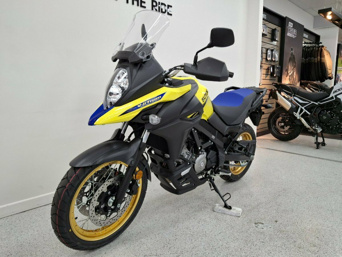 2024 SUZUKI V-STROM 650XT (DL650XA) DUAL SPORTS