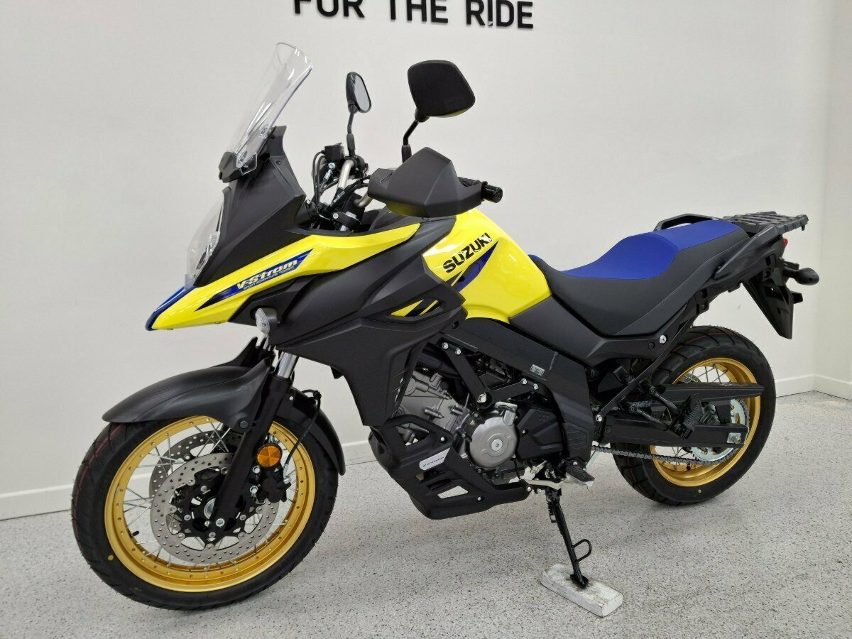 2024 SUZUKI V-STROM 650XT (DL650XA) DUAL SPORTS
