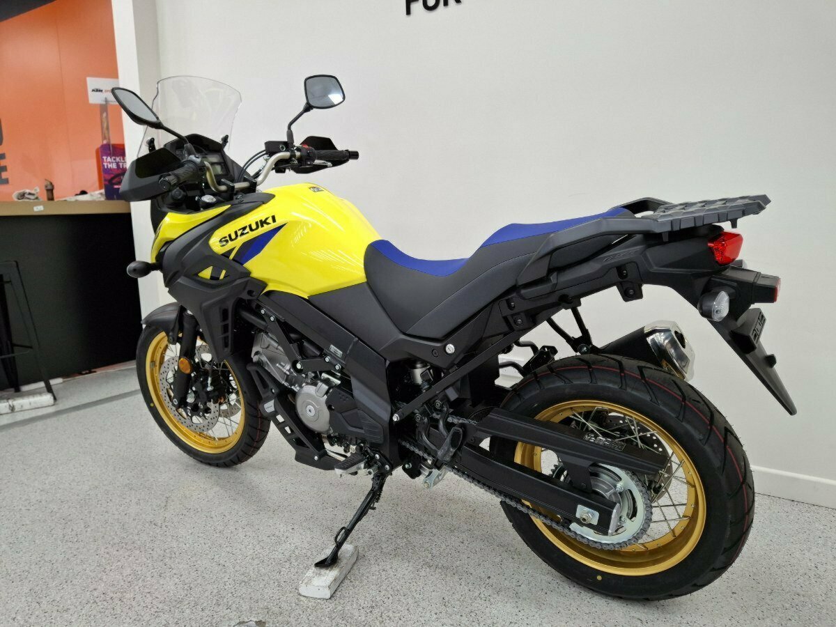 2024 SUZUKI V-STROM 650XT (DL650XA) DUAL SPORTS