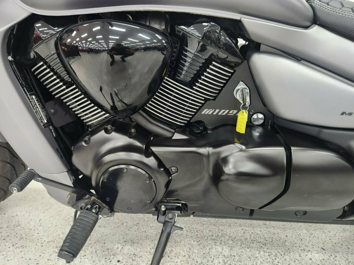 2016 SUZUKI VZR 1800 BOULEVARD (M109R) CRUISER