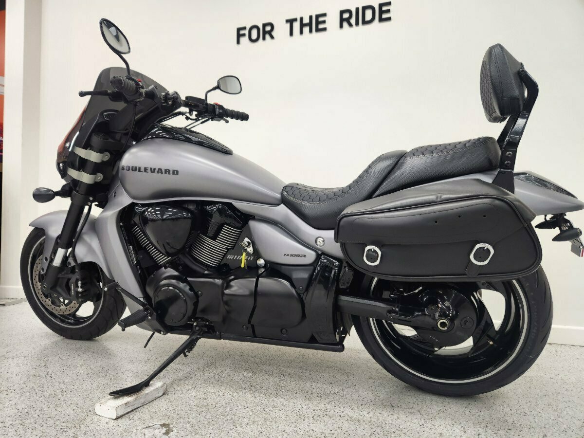 2016 SUZUKI VZR 1800 BOULEVARD (M109R) CRUISER