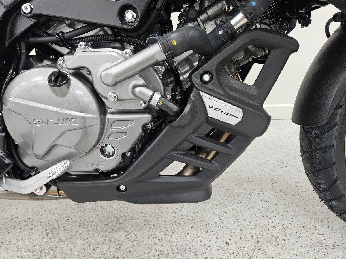 2025 SUZUKI V-STROM 650XT (DL650XA) DUAL SPORTS