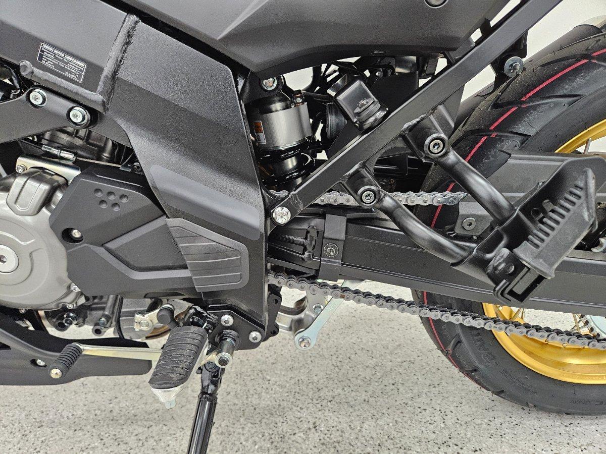 2025 SUZUKI V-STROM 650XT (DL650XA) DUAL SPORTS