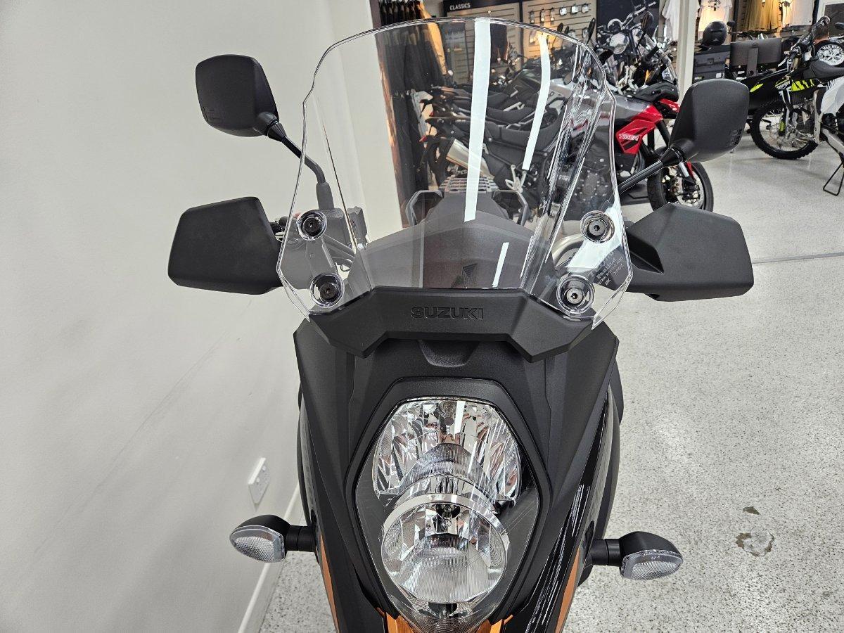 2025 SUZUKI V-STROM 650XT (DL650XA) DUAL SPORTS