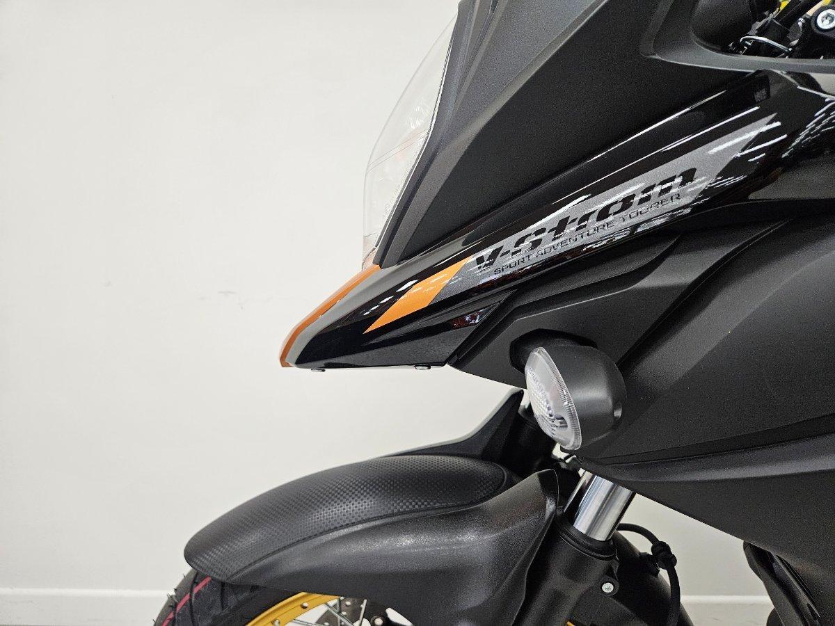 2025 SUZUKI V-STROM 650XT (DL650XA) DUAL SPORTS