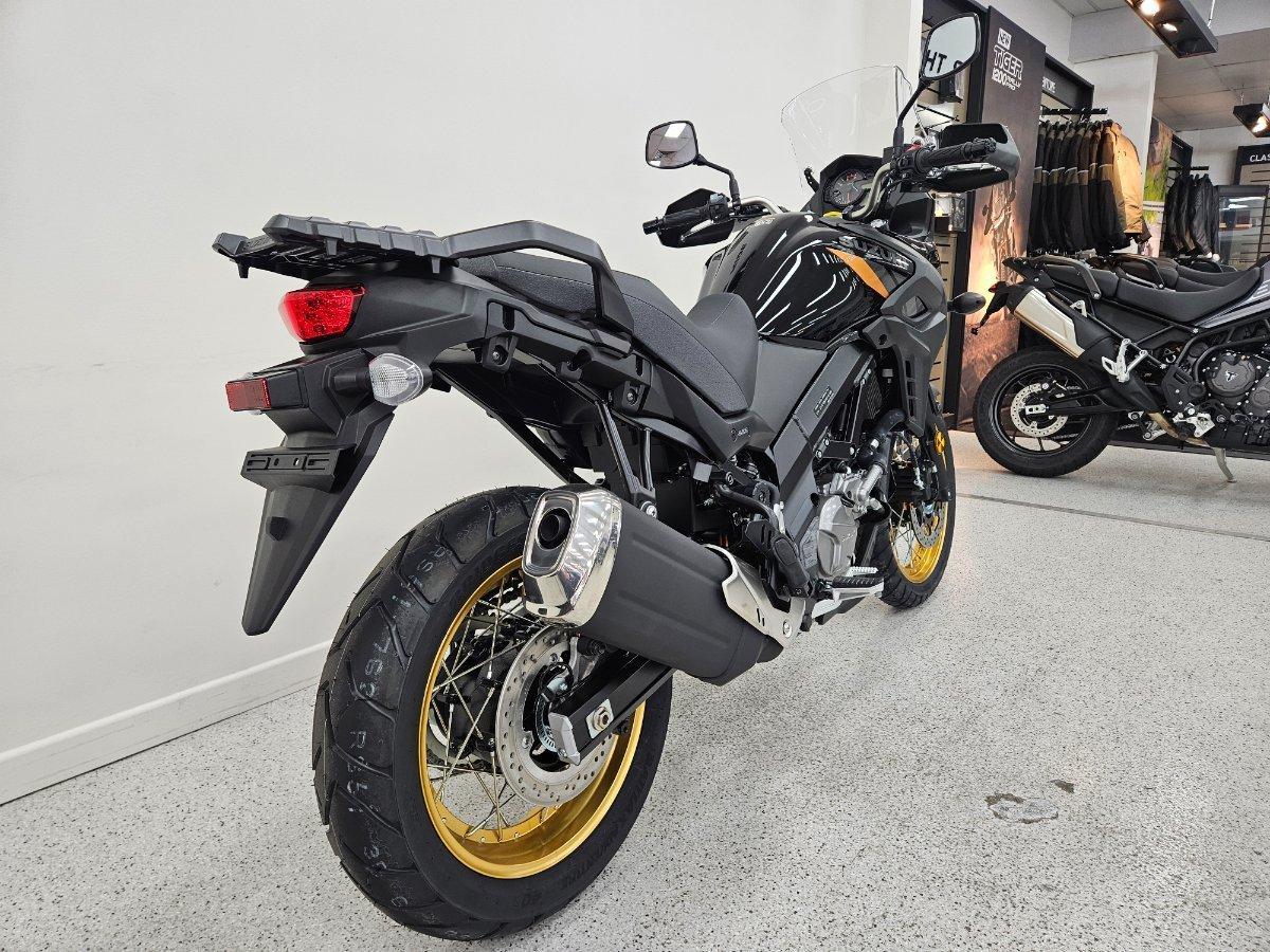 2025 SUZUKI V-STROM 650XT (DL650XA) DUAL SPORTS