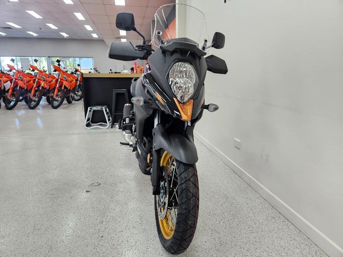 2025 SUZUKI V-STROM 650XT (DL650XA) DUAL SPORTS