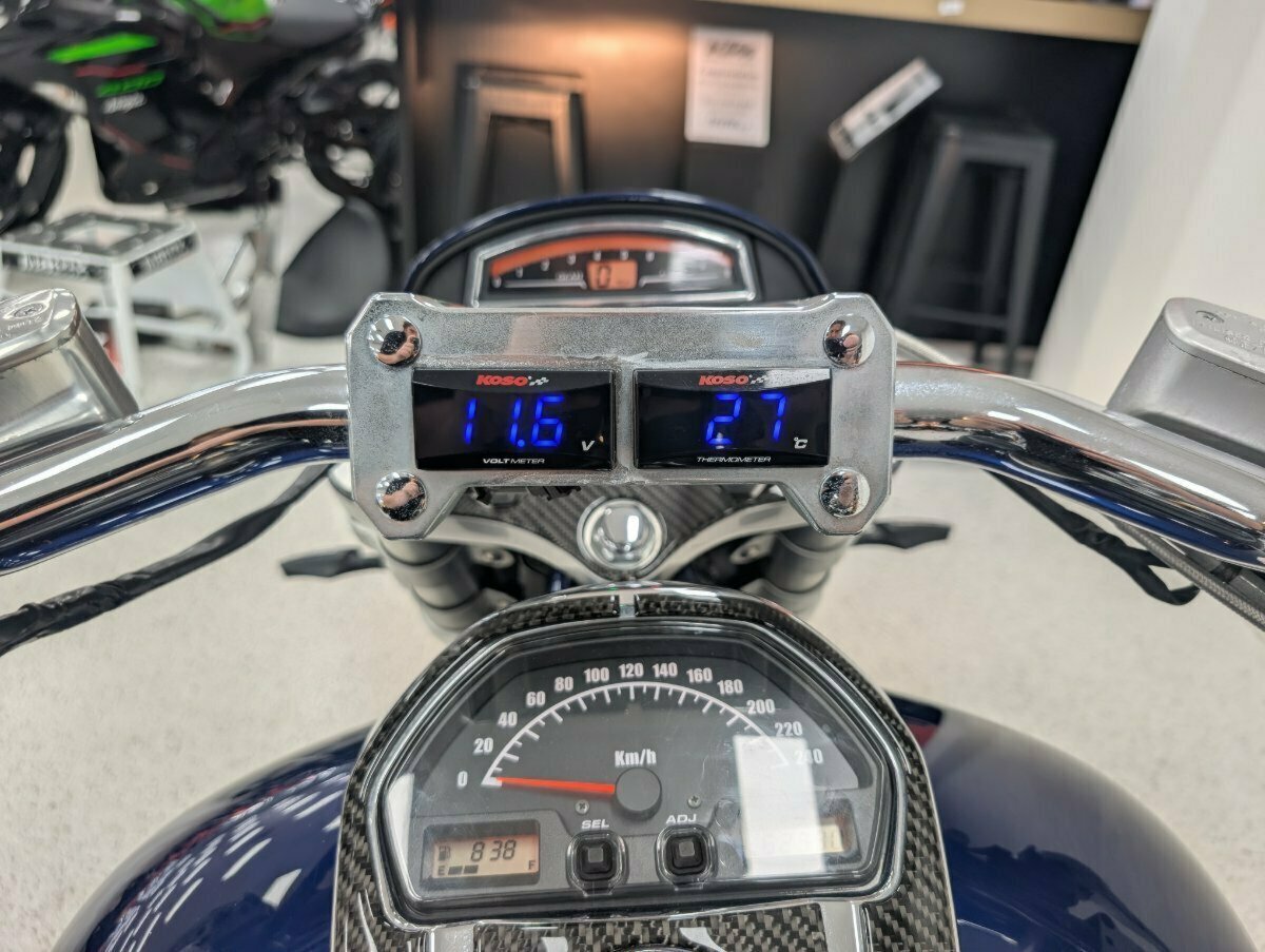 2010 SUZUKI VZR 1800 BOULEVARD (M109R) CRUISER