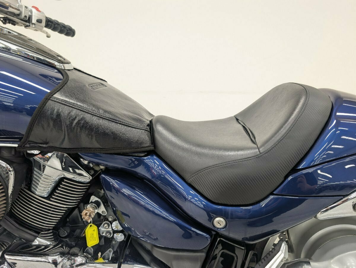 2010 SUZUKI VZR 1800 BOULEVARD (M109R) CRUISER