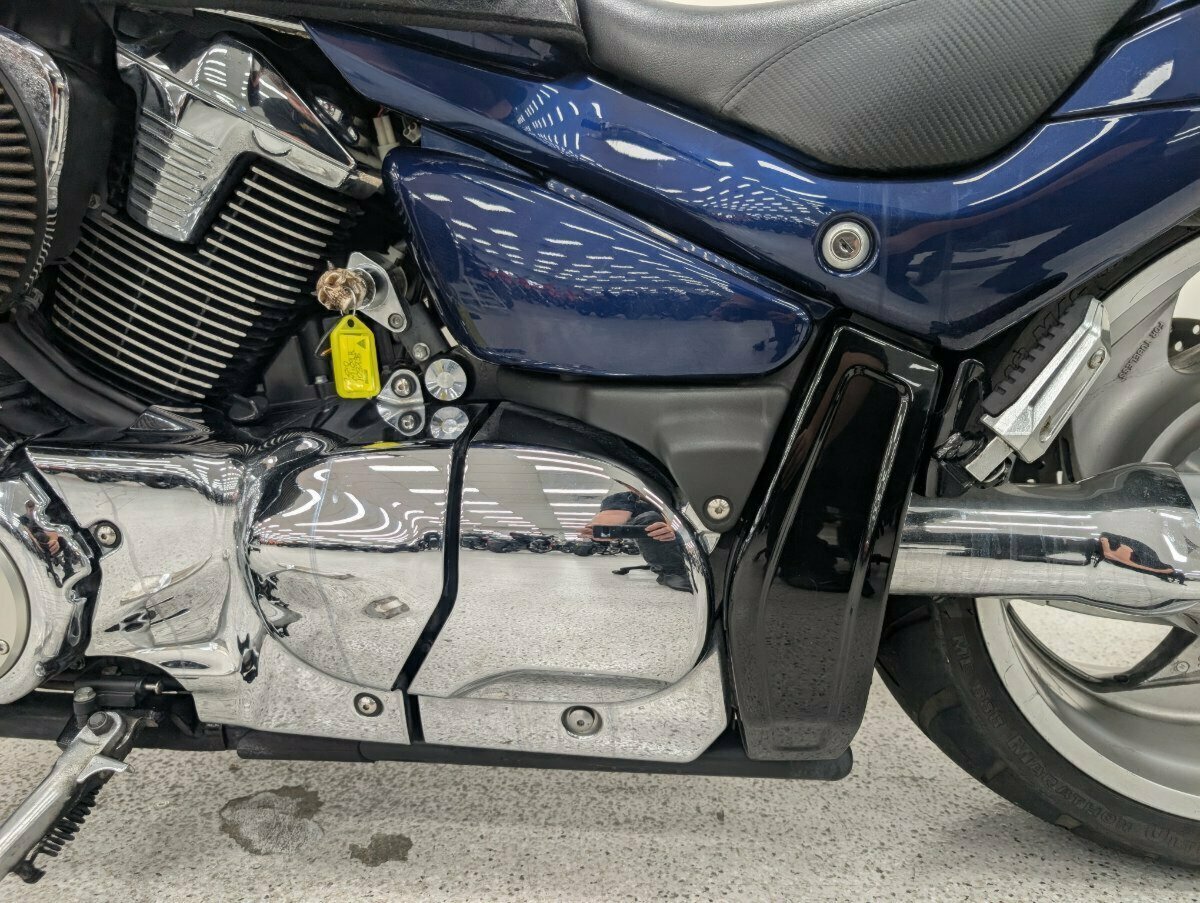 2010 SUZUKI VZR 1800 BOULEVARD (M109R) CRUISER