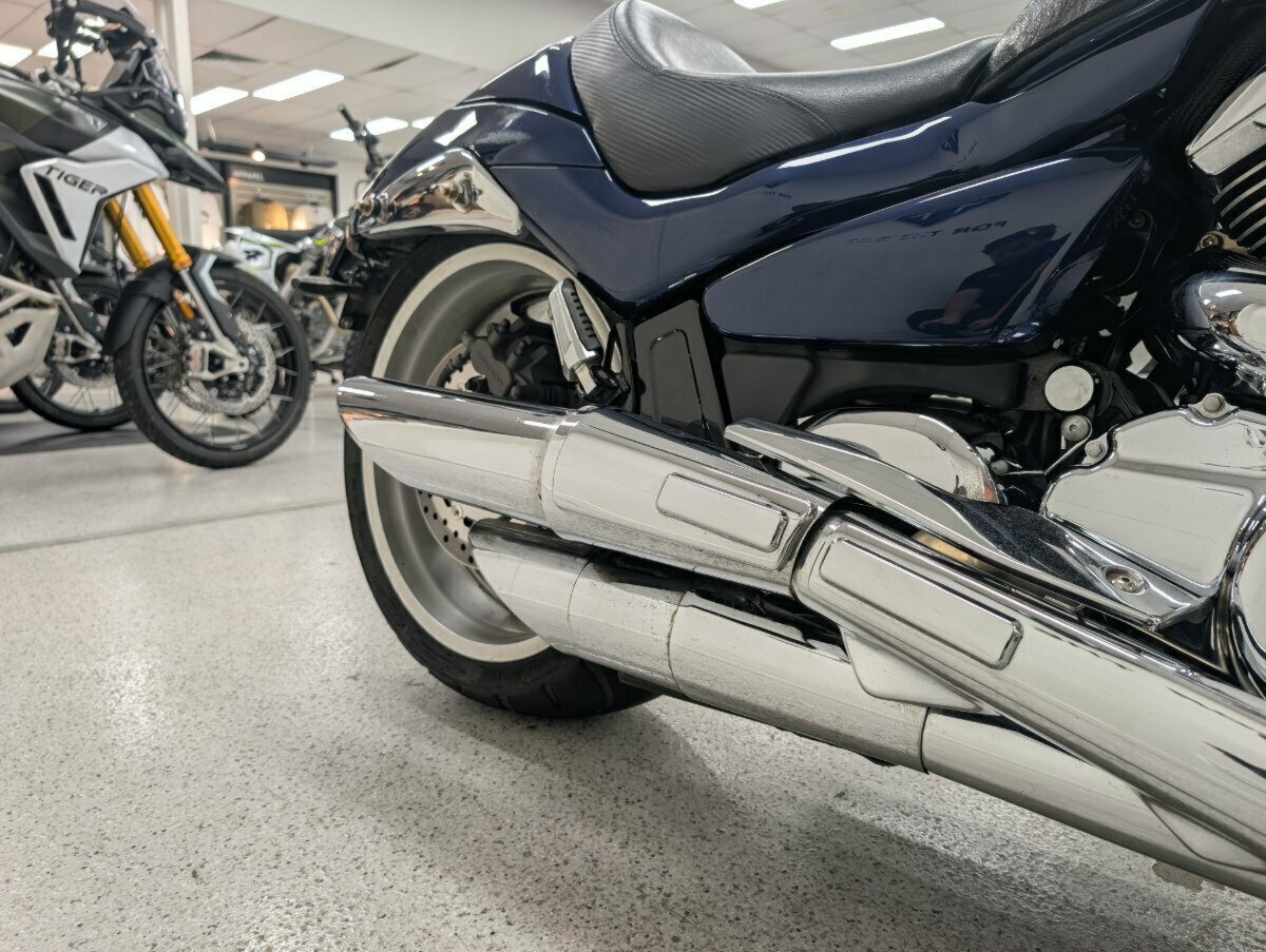 2010 SUZUKI VZR 1800 BOULEVARD (M109R) CRUISER