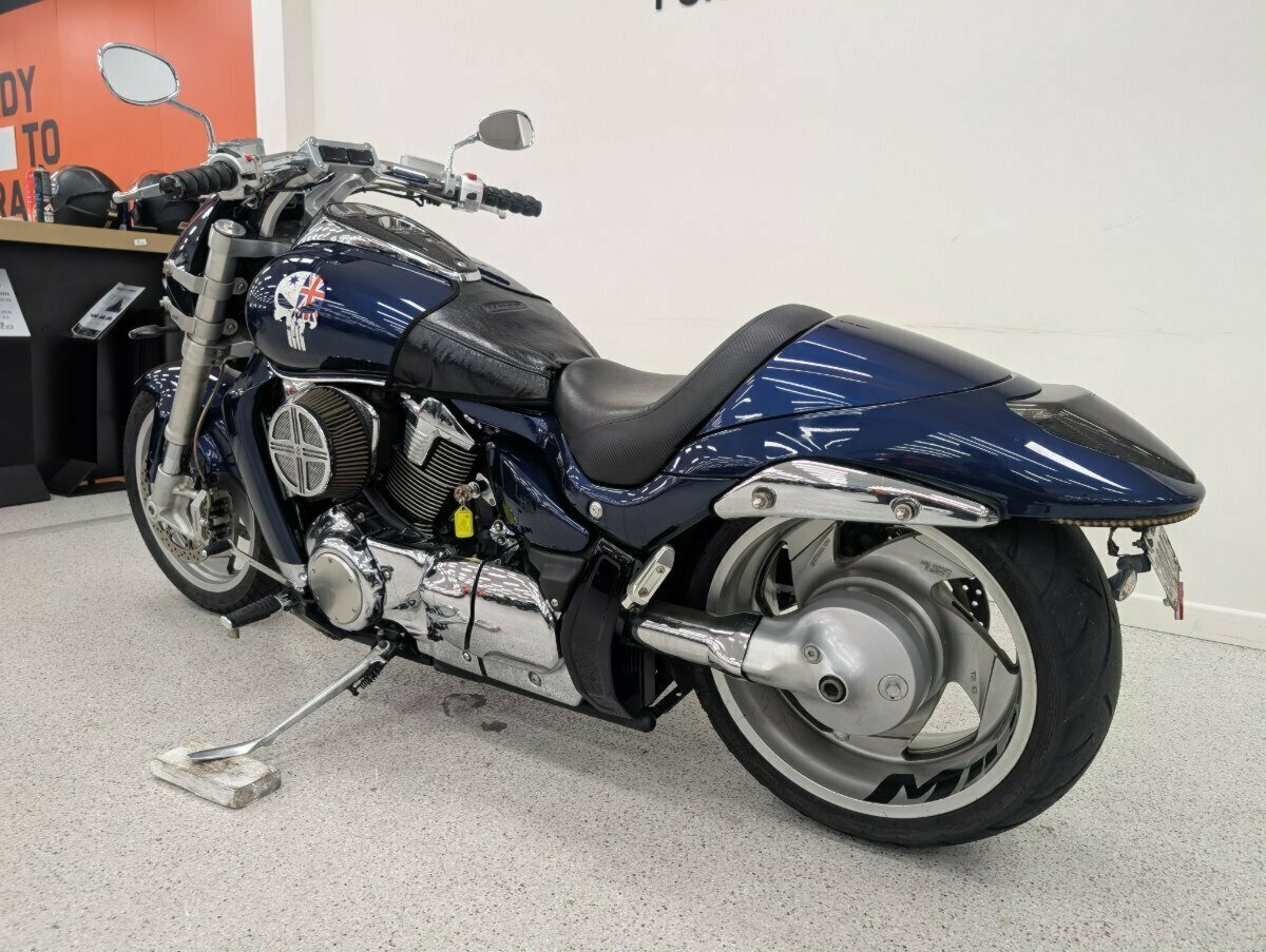 2010 SUZUKI VZR 1800 BOULEVARD (M109R) CRUISER