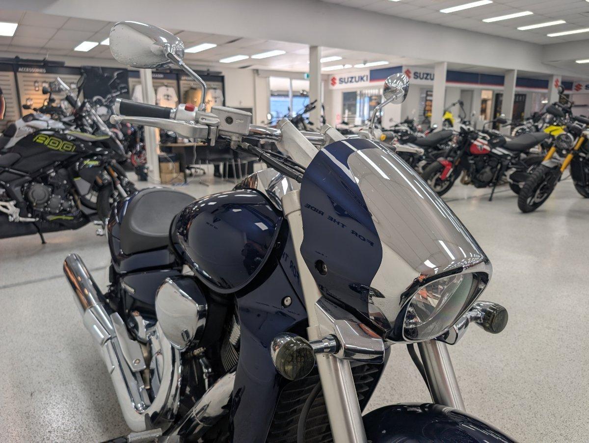 2011 SUZUKI BOULEVARD M109R (VZR1800)