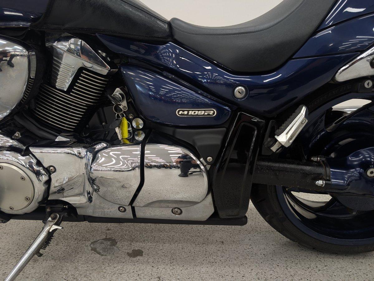 2011 SUZUKI BOULEVARD M109R (VZR1800)