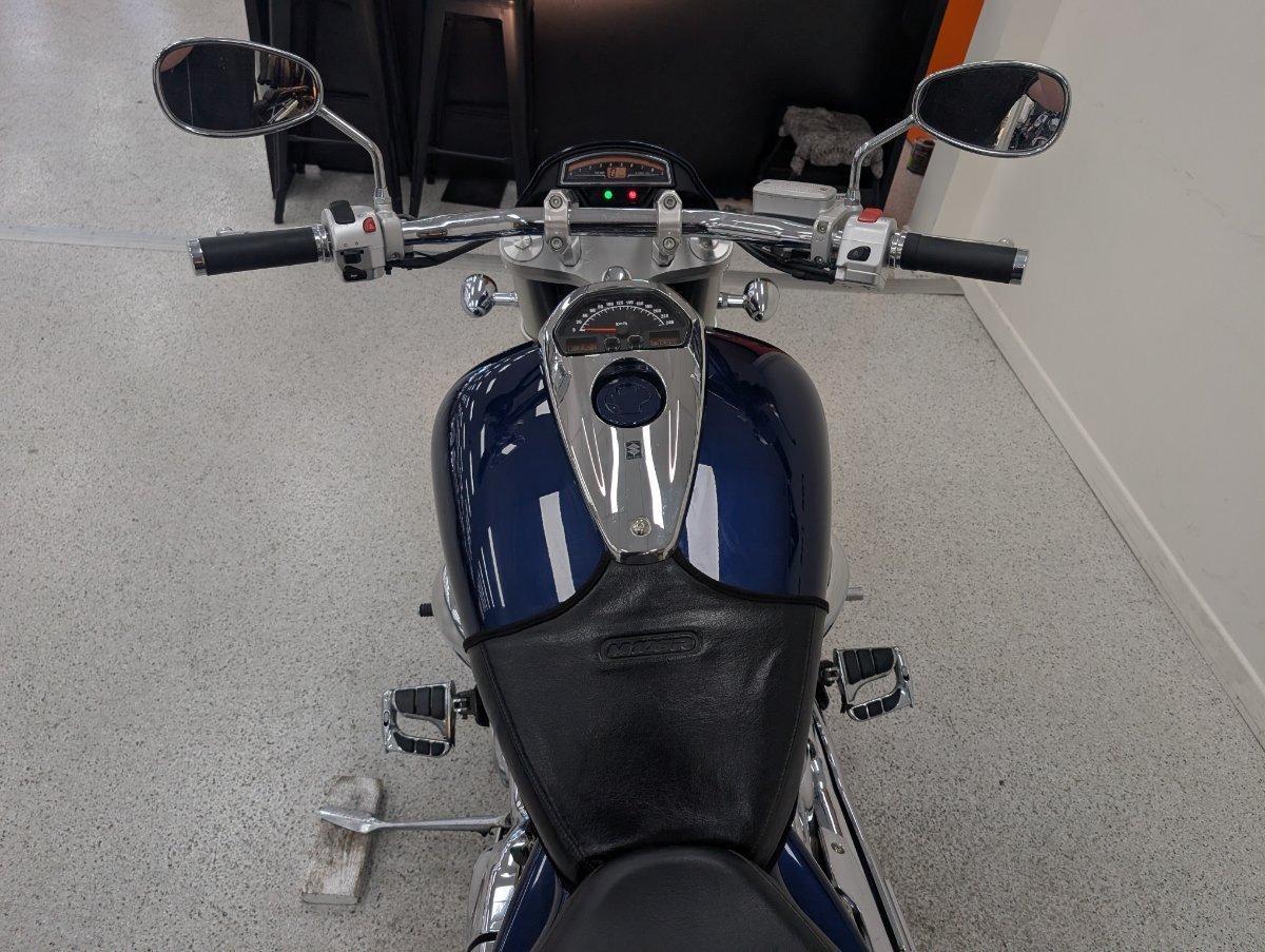 2011 SUZUKI BOULEVARD M109R (VZR1800)
