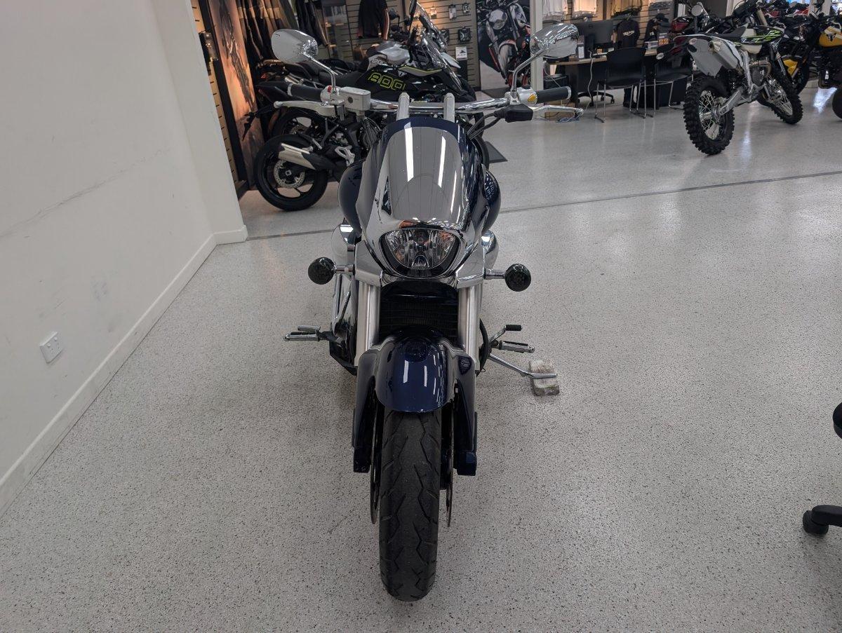 2011 SUZUKI BOULEVARD M109R (VZR1800)