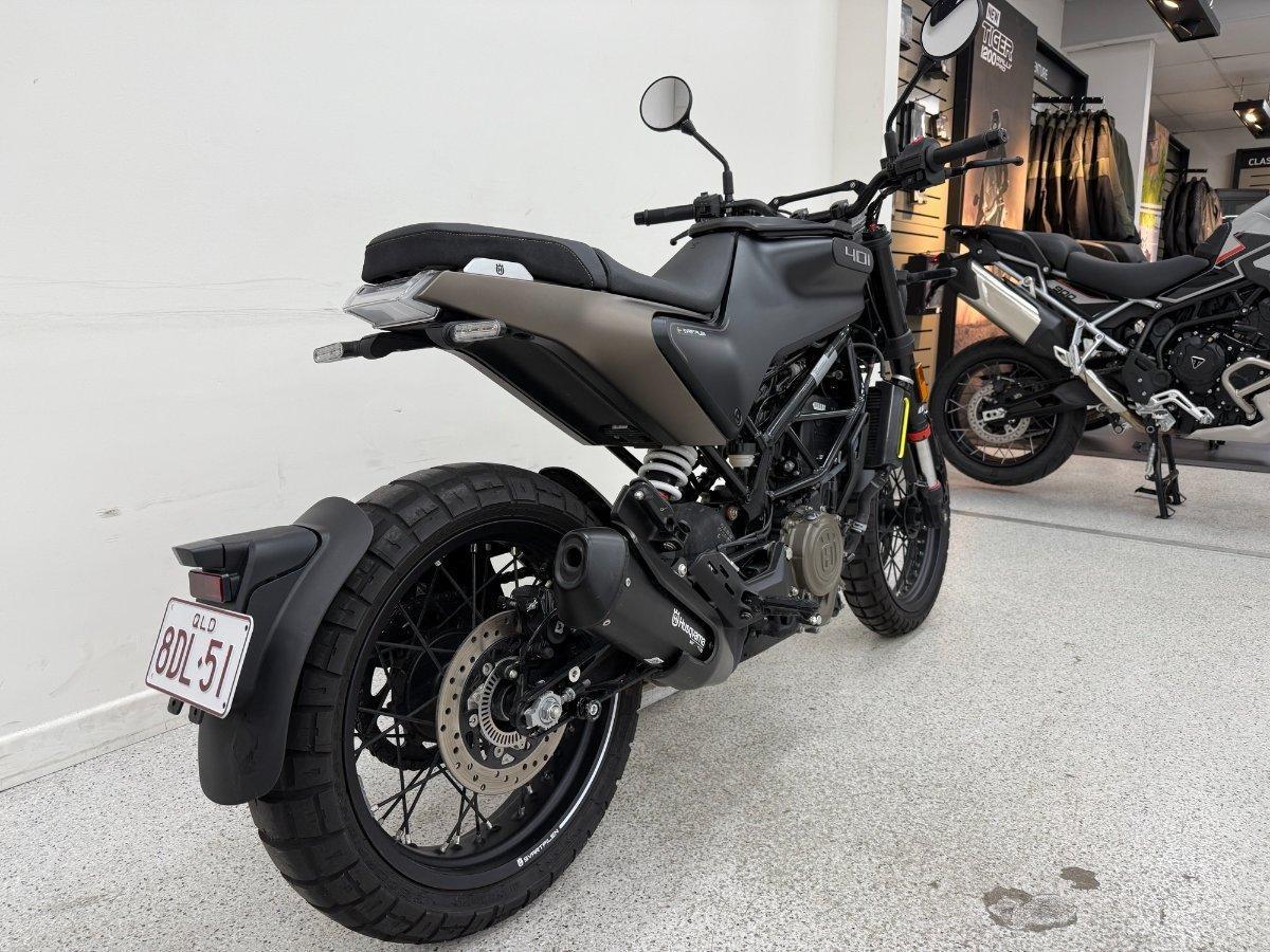 2023 HUSQVARNA SVARTPILEN 401 MY22 ROAD