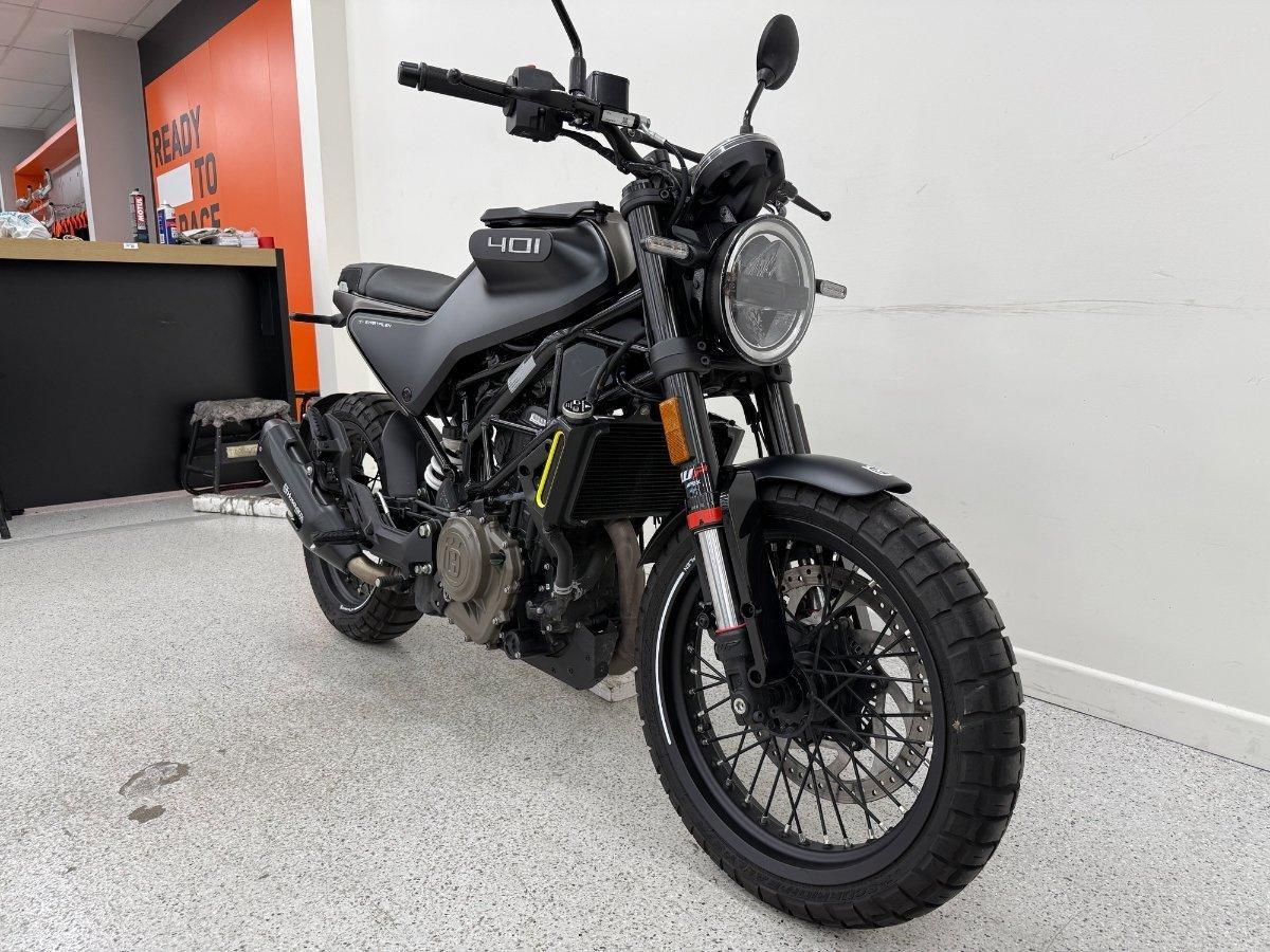 2023 HUSQVARNA SVARTPILEN 401 MY22 ROAD