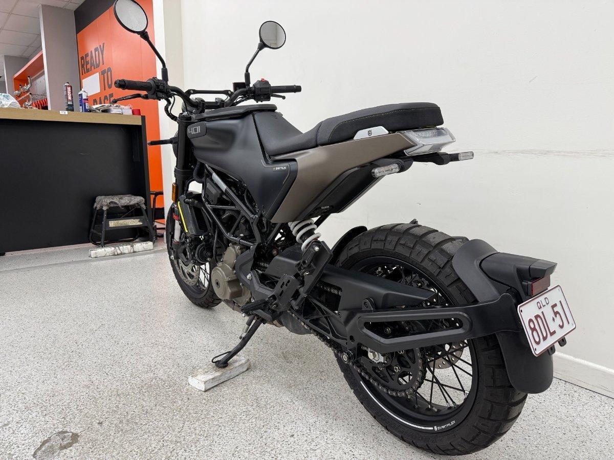 2023 HUSQVARNA SVARTPILEN 401 MY22 ROAD