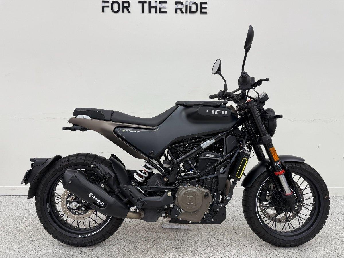 2023 HUSQVARNA SVARTPILEN 401 MY22 ROAD
