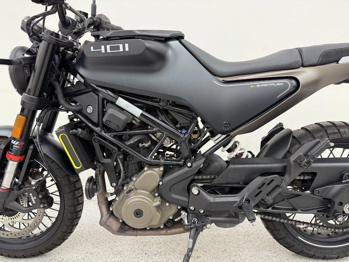 2023 HUSQVARNA SVARTPILEN 401 MY22 ROAD