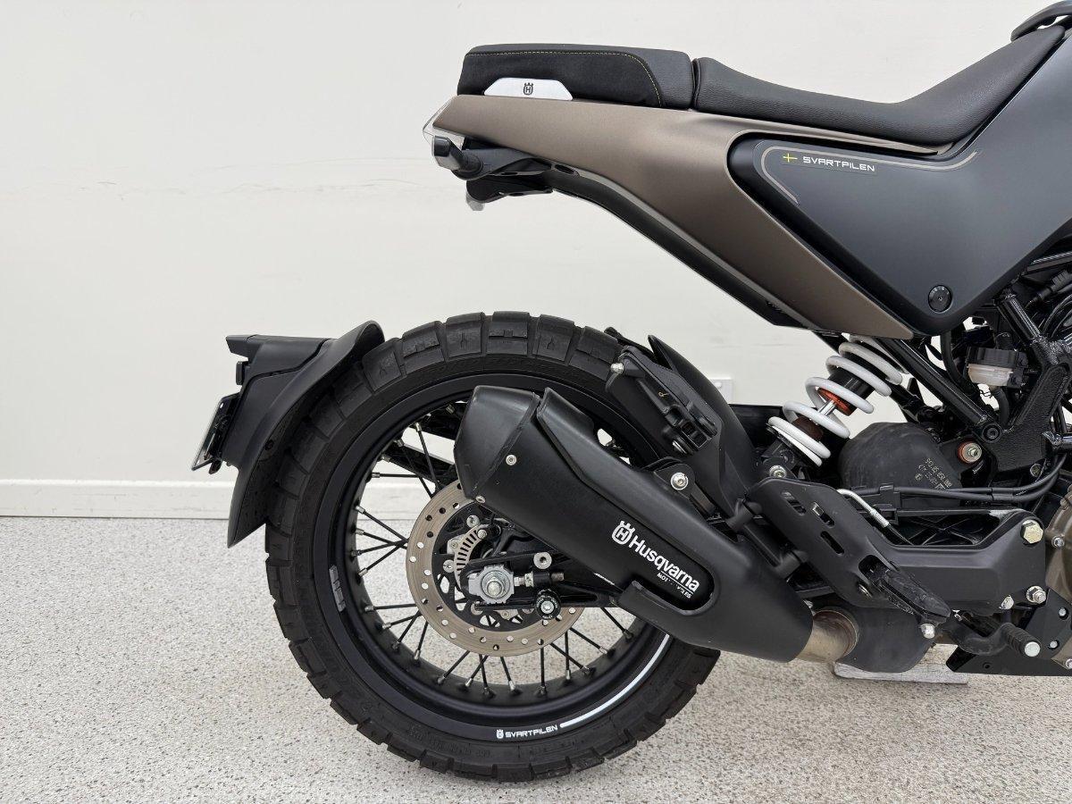 2023 HUSQVARNA SVARTPILEN 401 MY22 ROAD