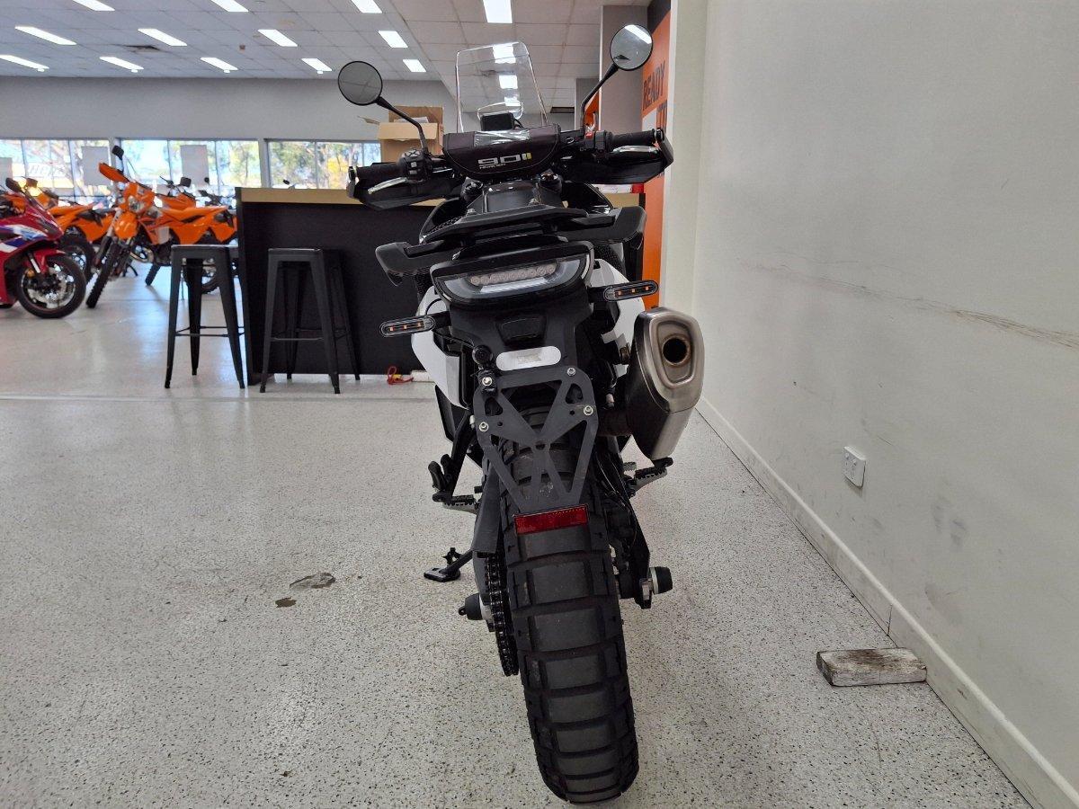 2022 HUSQVARNA NORDEN 901 TOURER
