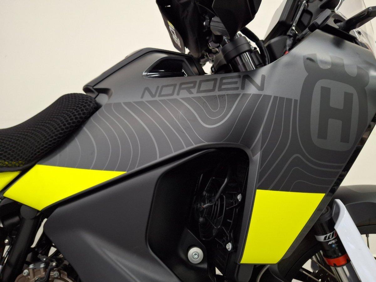 2022 HUSQVARNA NORDEN 901 TOURER