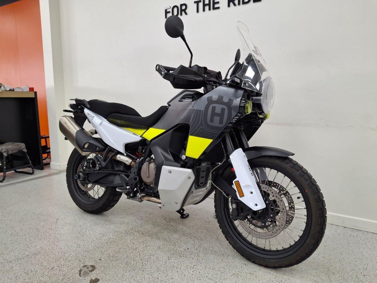 2022 HUSQVARNA NORDEN 901 TOURER