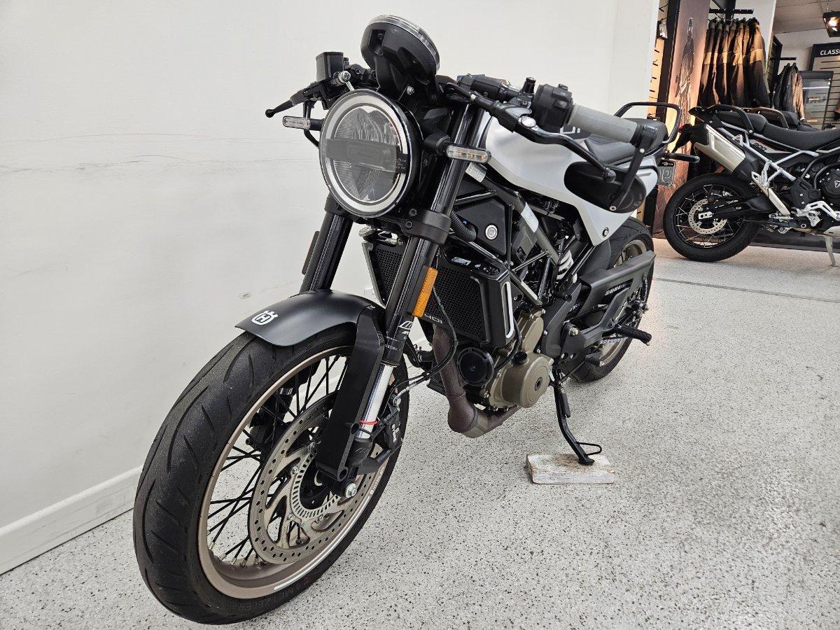 2021 HUSQVARNA VITPILEN 401 ROAD