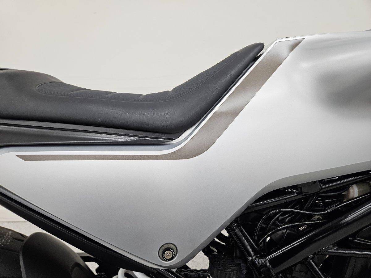 2021 HUSQVARNA VITPILEN 401 ROAD