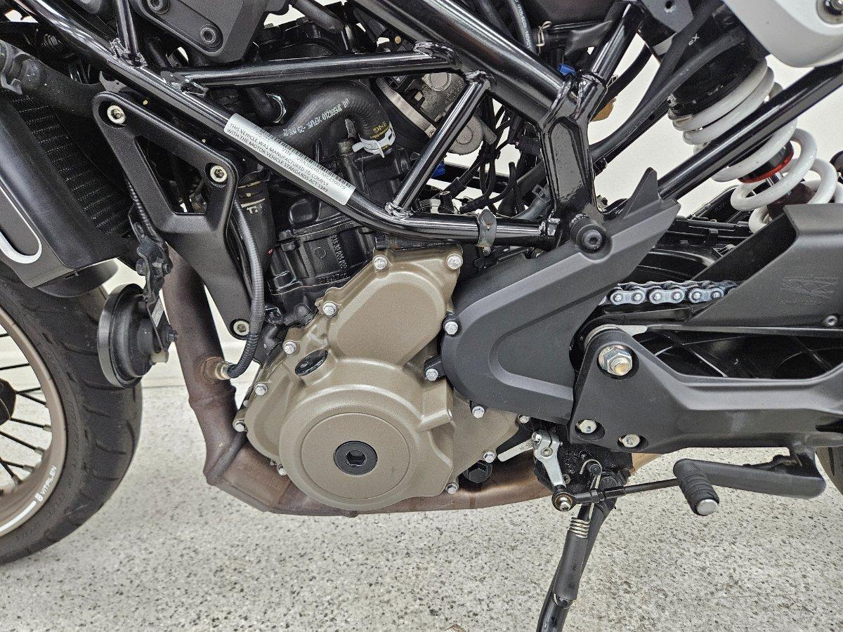 2021 HUSQVARNA VITPILEN 401 ROAD