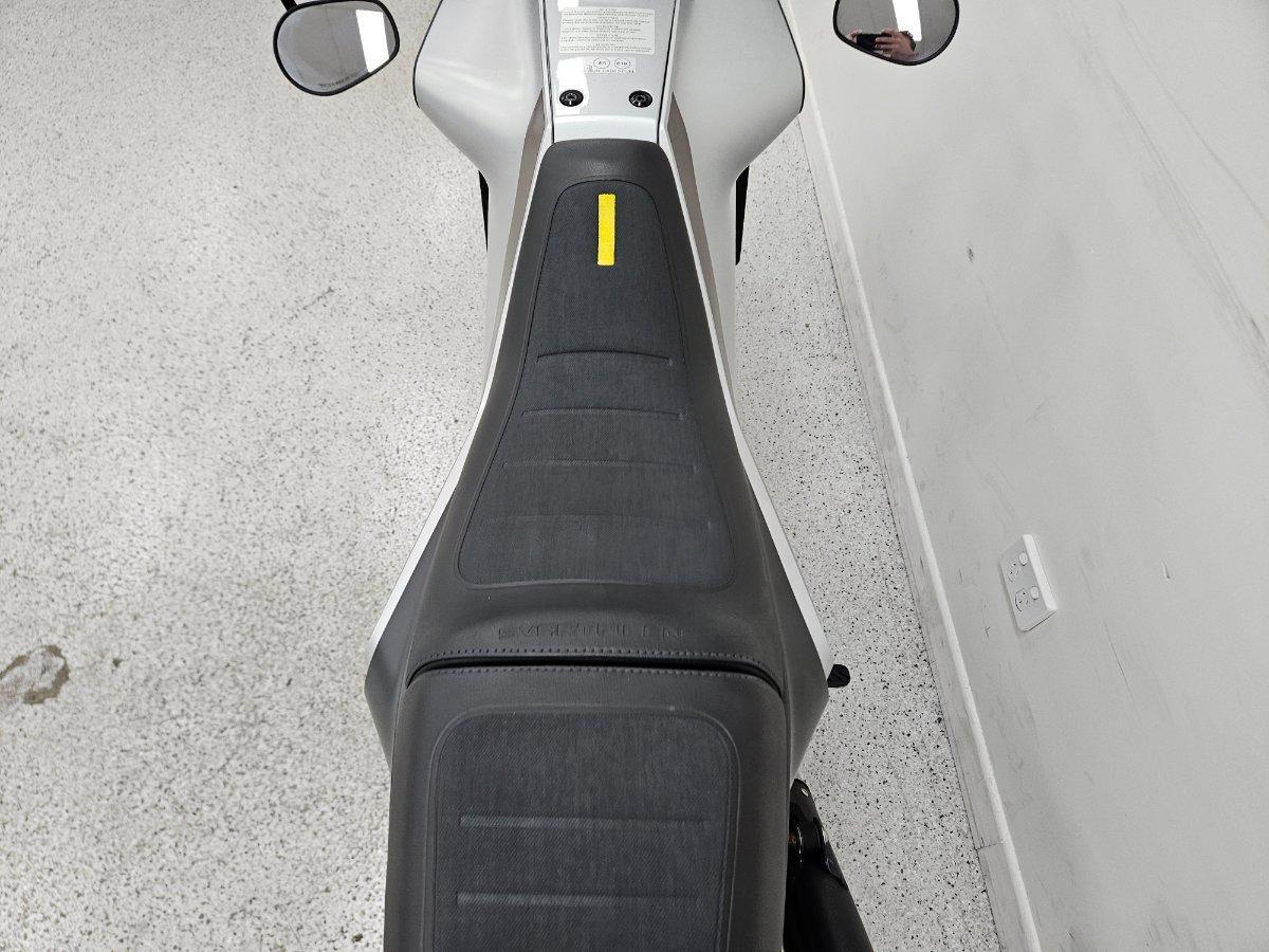 2021 HUSQVARNA VITPILEN 401 ROAD