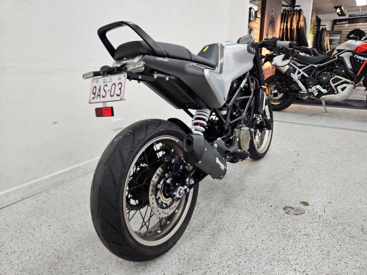 2021 HUSQVARNA VITPILEN 401 ROAD