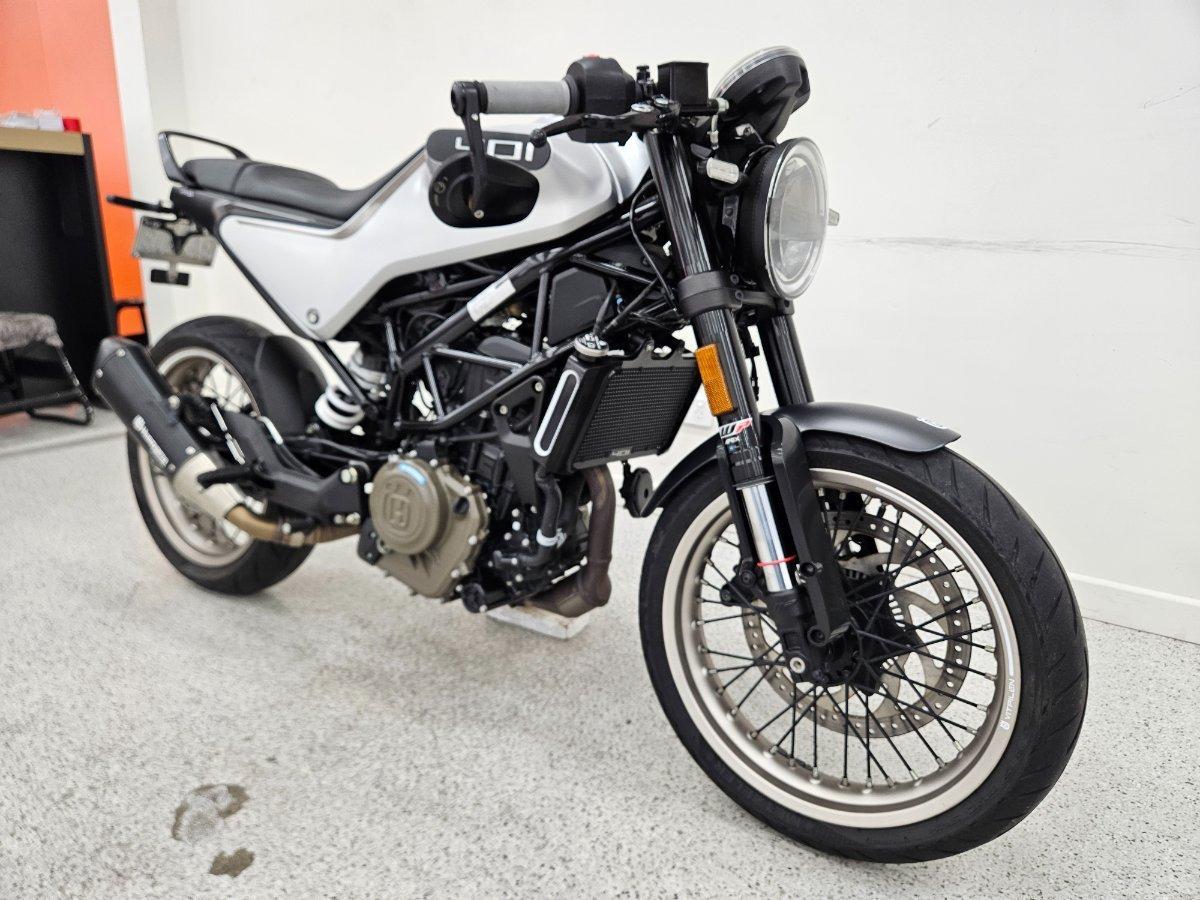 2021 HUSQVARNA VITPILEN 401 ROAD