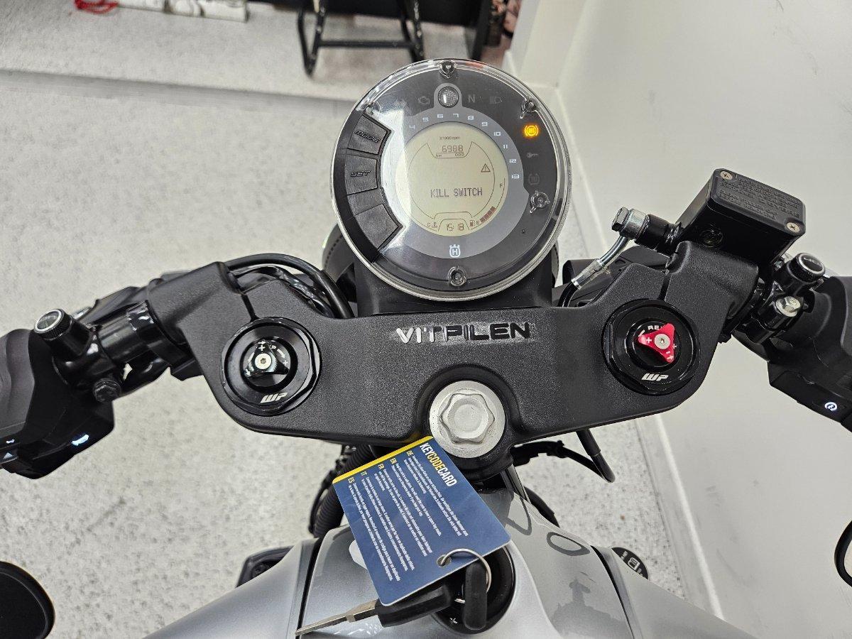 2021 HUSQVARNA VITPILEN 401 ROAD
