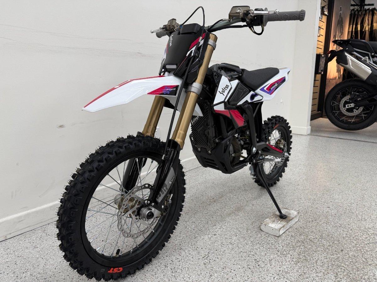 2025 SUR-RON HYPER BEE TRAIL