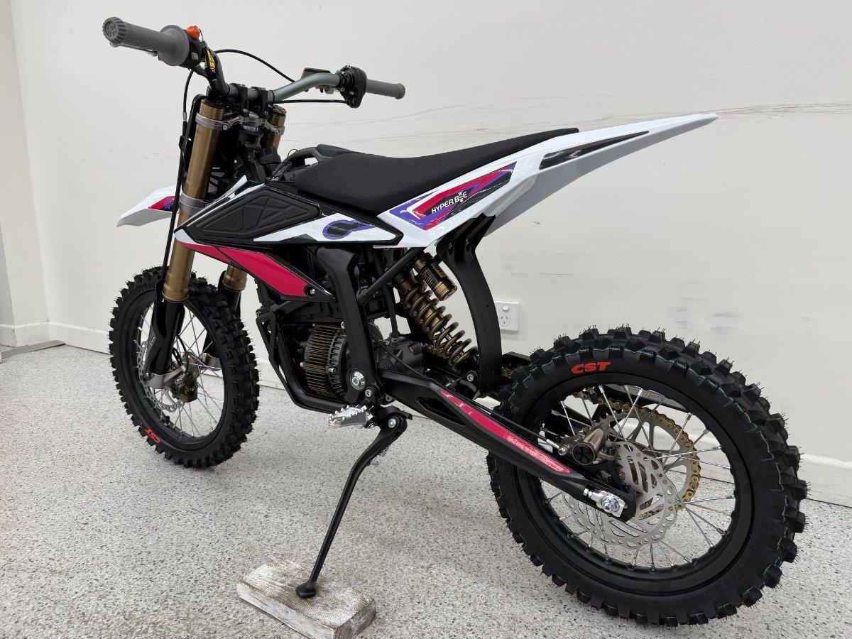 2025 SUR-RON HYPER BEE TRAIL