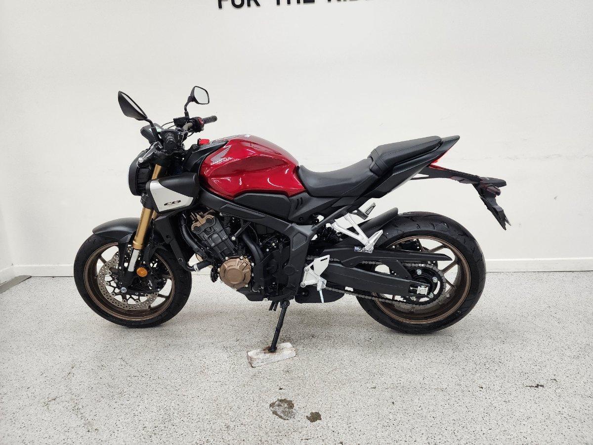 2024 HONDA CB650R SPORTS