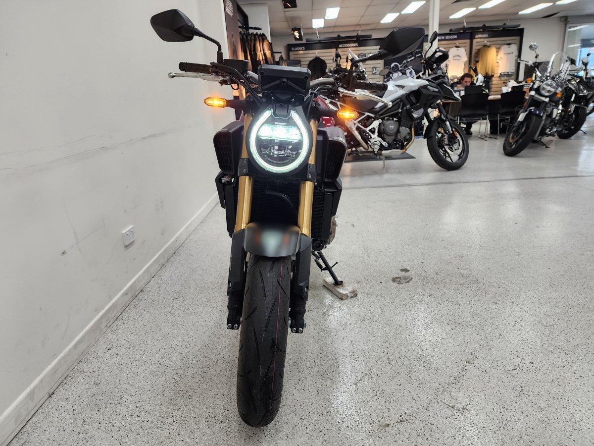 2024 HONDA CB650R SPORTS