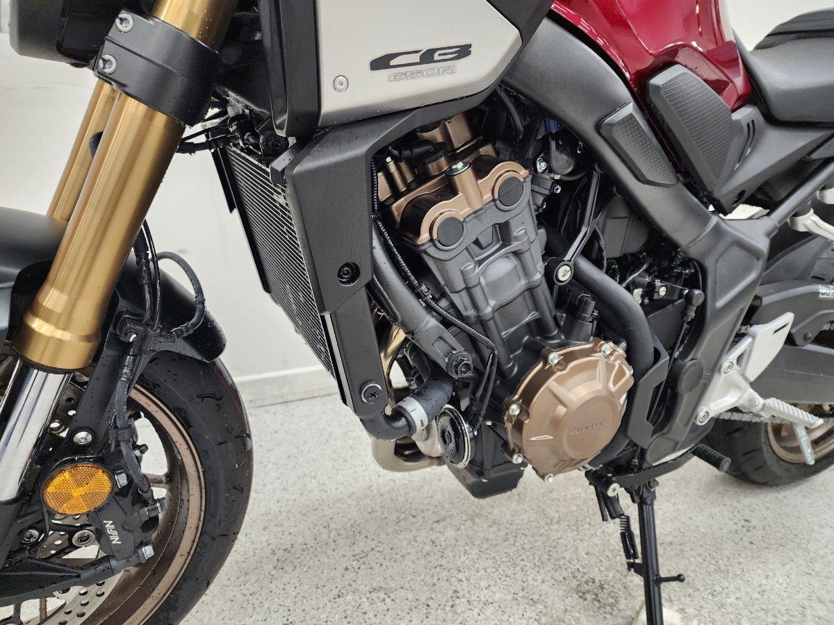 2024 HONDA CB650R SPORTS