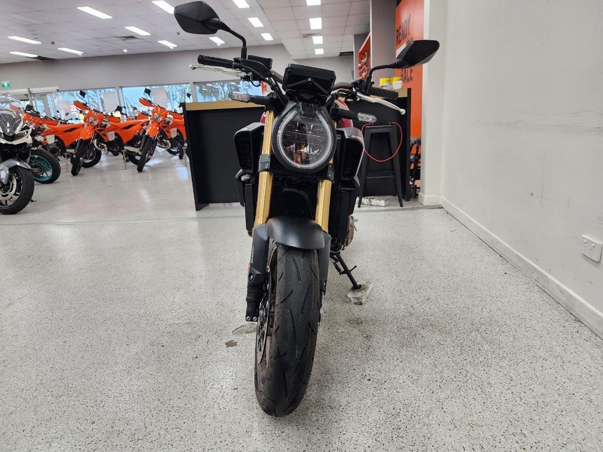 2024 HONDA CB650R SPORTS