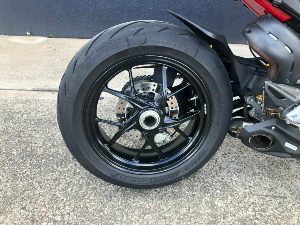 2020 DUCATI STREETFIGHTER V4 SPORTS