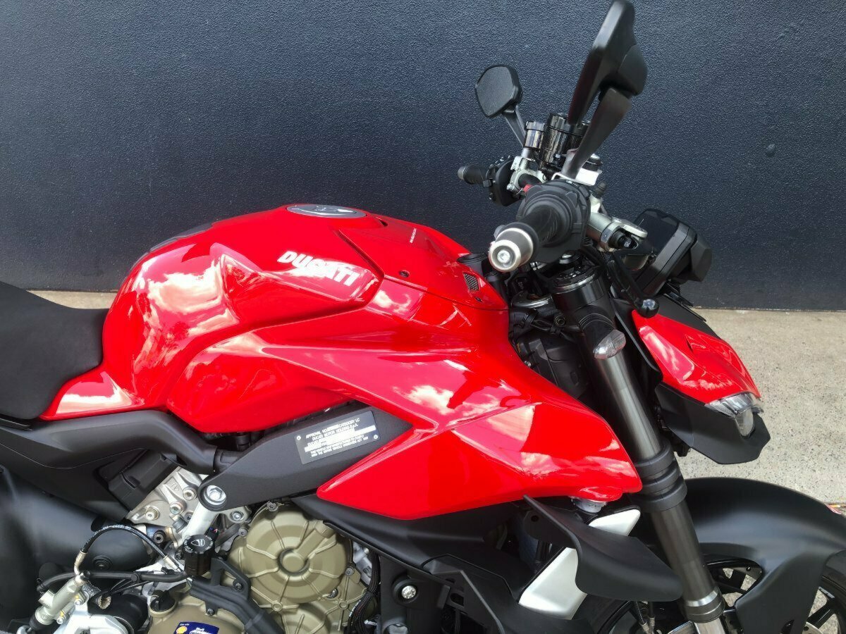 2020 DUCATI STREETFIGHTER V4 SPORTS
