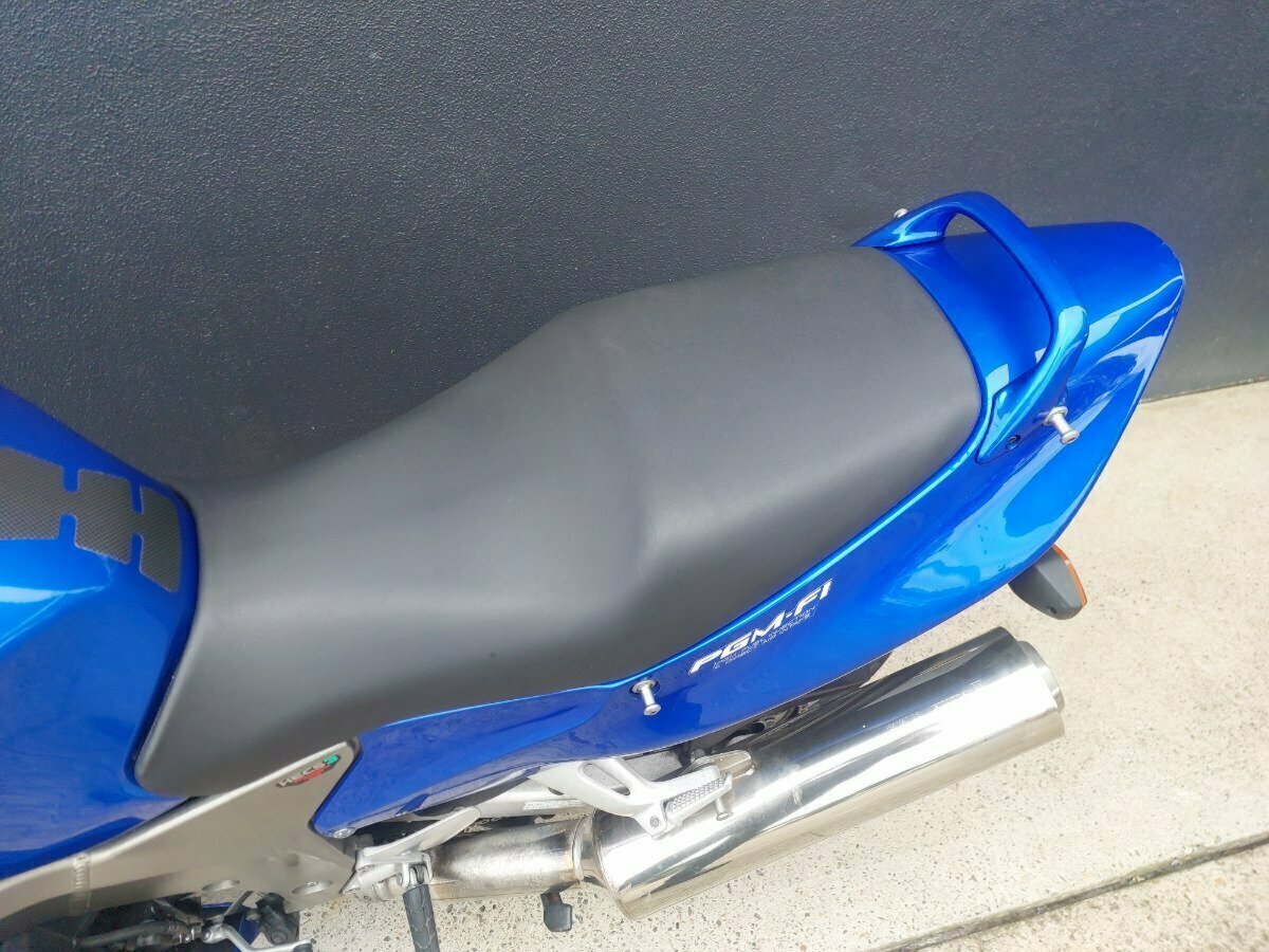 2001 HONDA CBR1100XX (SUPER BLACKBIRD) SPORTS