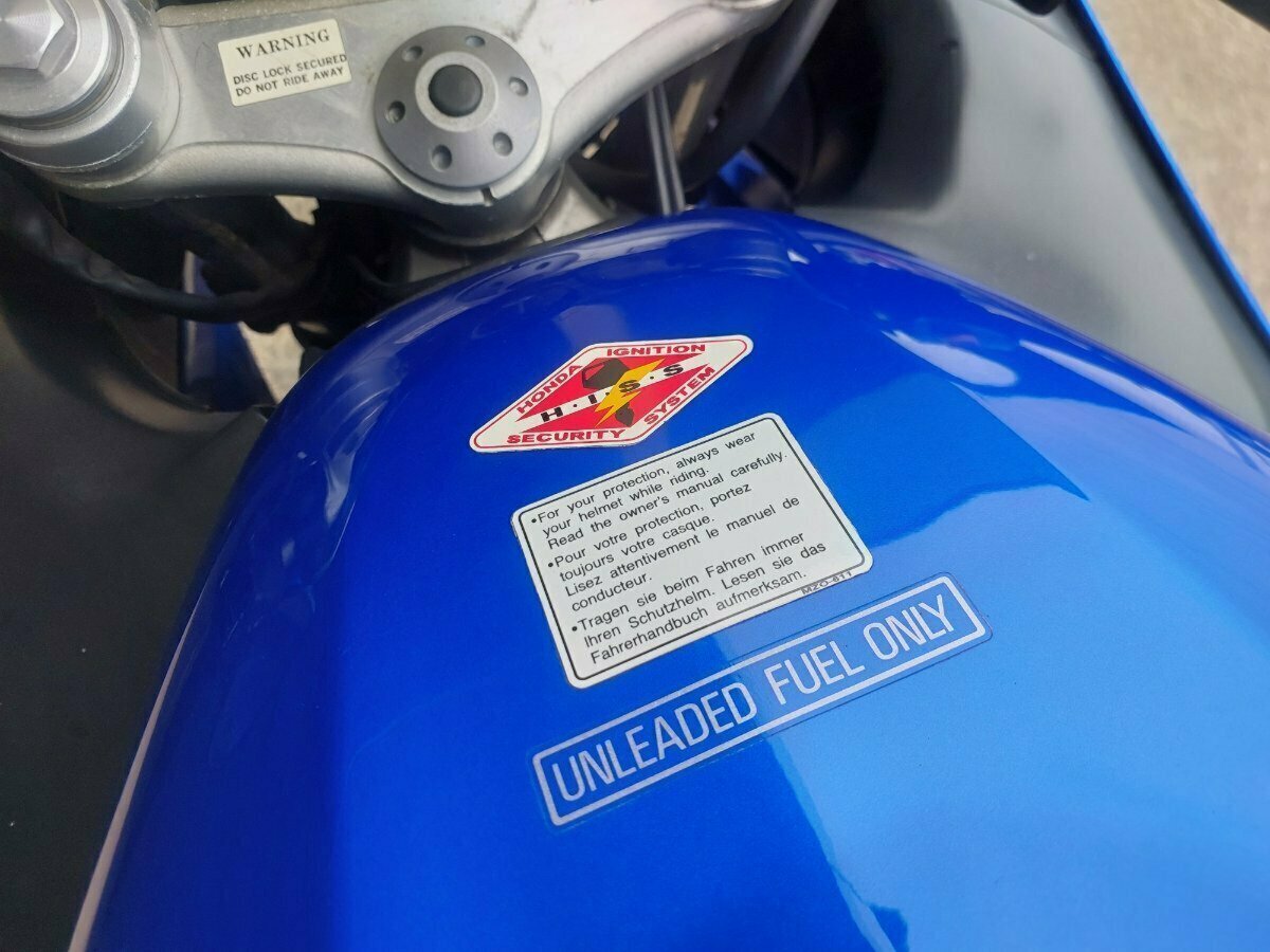 2001 HONDA CBR1100XX (SUPER BLACKBIRD) SPORTS