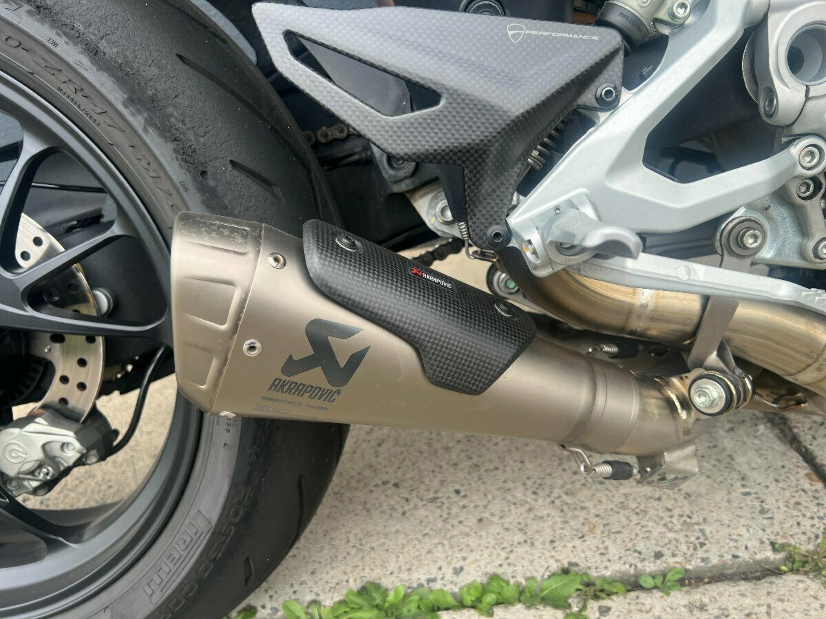 2021 DUCATI STREETFIGHTER V4 SPORTS