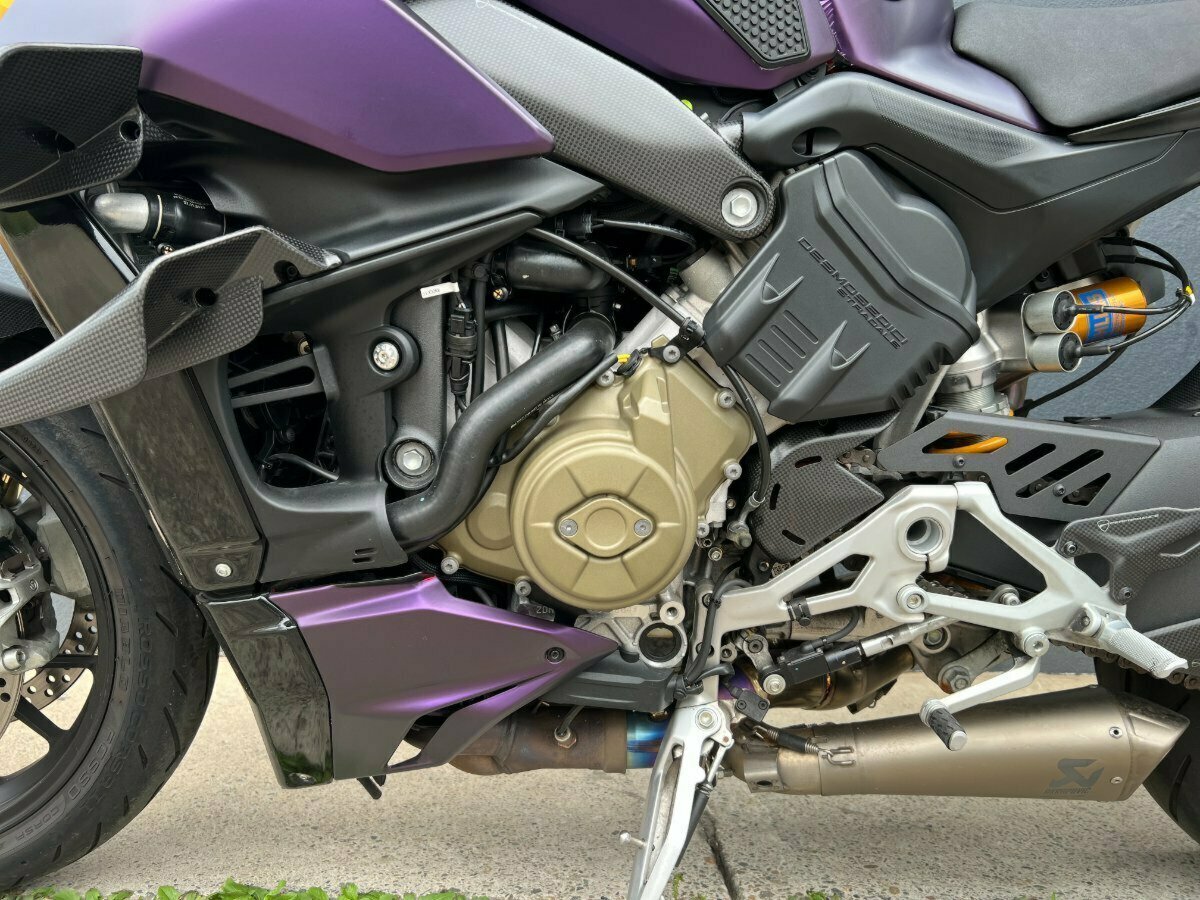2021 DUCATI STREETFIGHTER V4 SPORTS