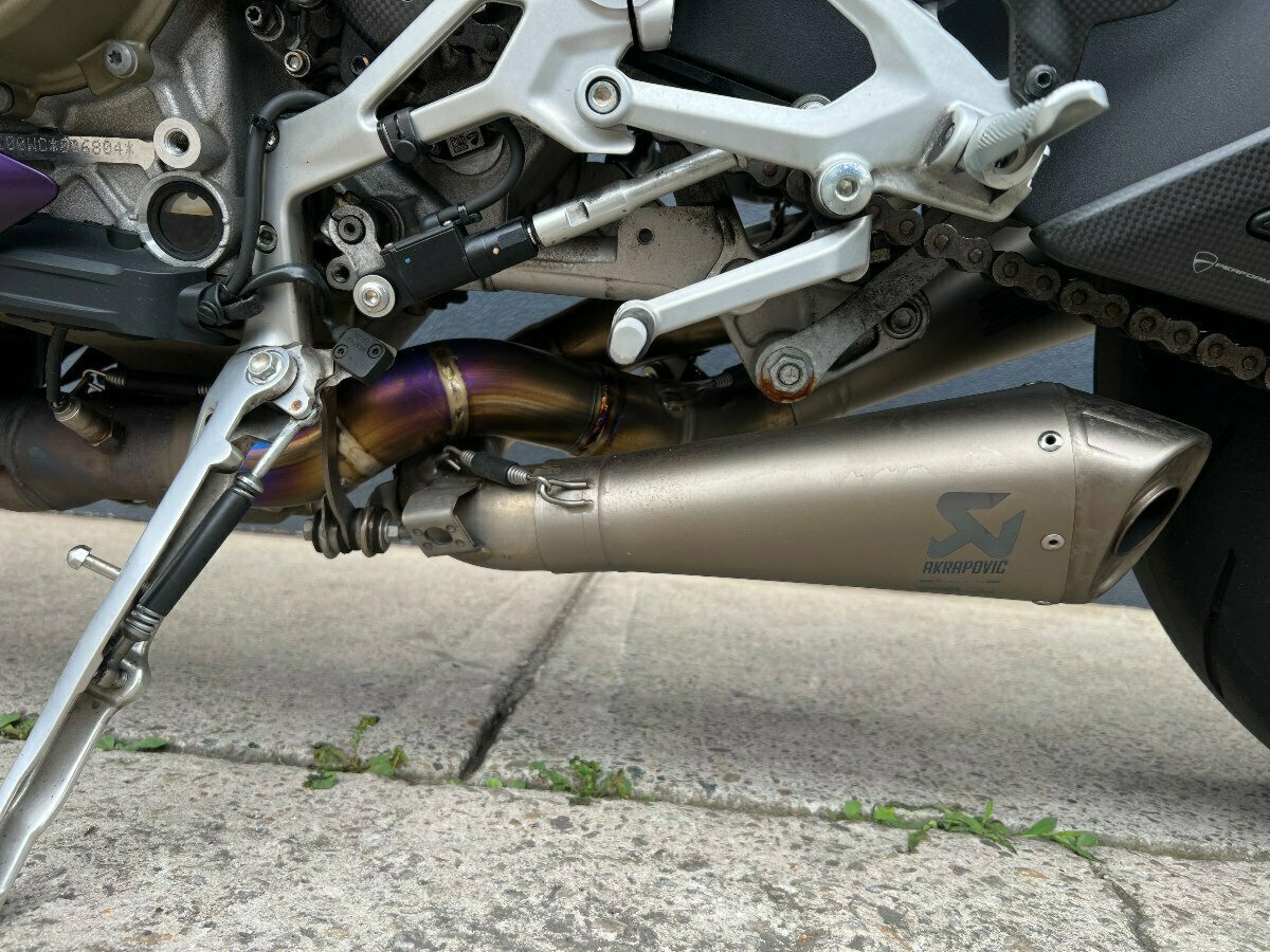 2021 DUCATI STREETFIGHTER V4 SPORTS