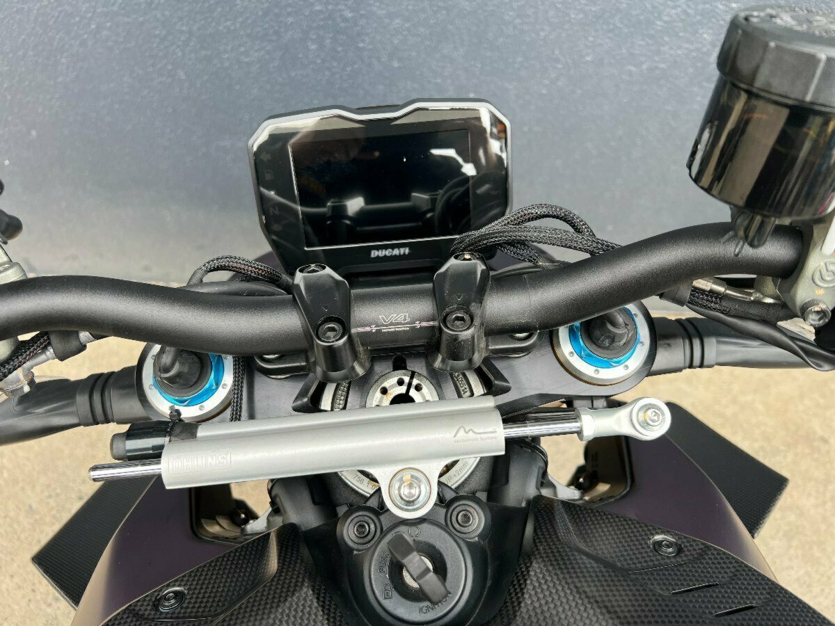 2021 DUCATI STREETFIGHTER V4 SPORTS